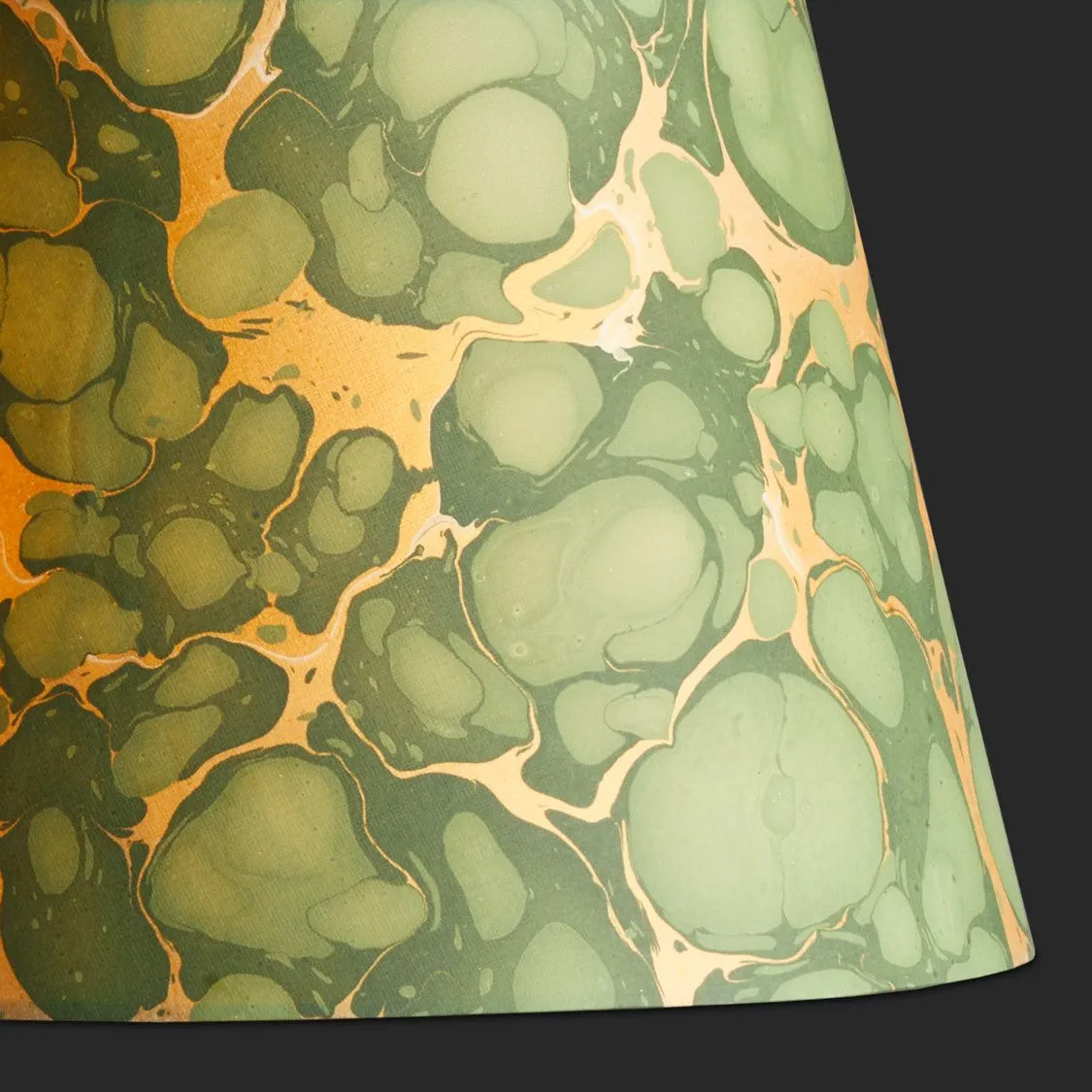 16cm empire hand made marble paper shade in foglia