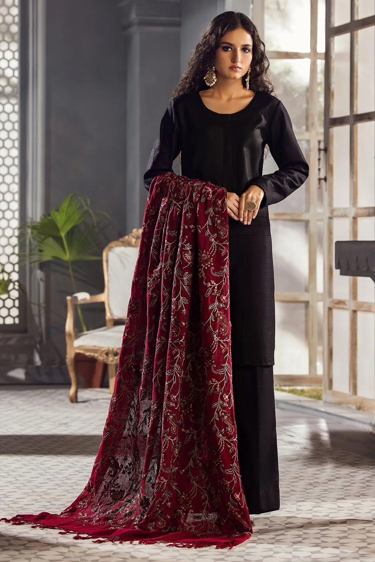 3411-BOTANICAL-GARDEN EMBROIDERED PASHMINA BLEND SHAWL UNSTITCHED
