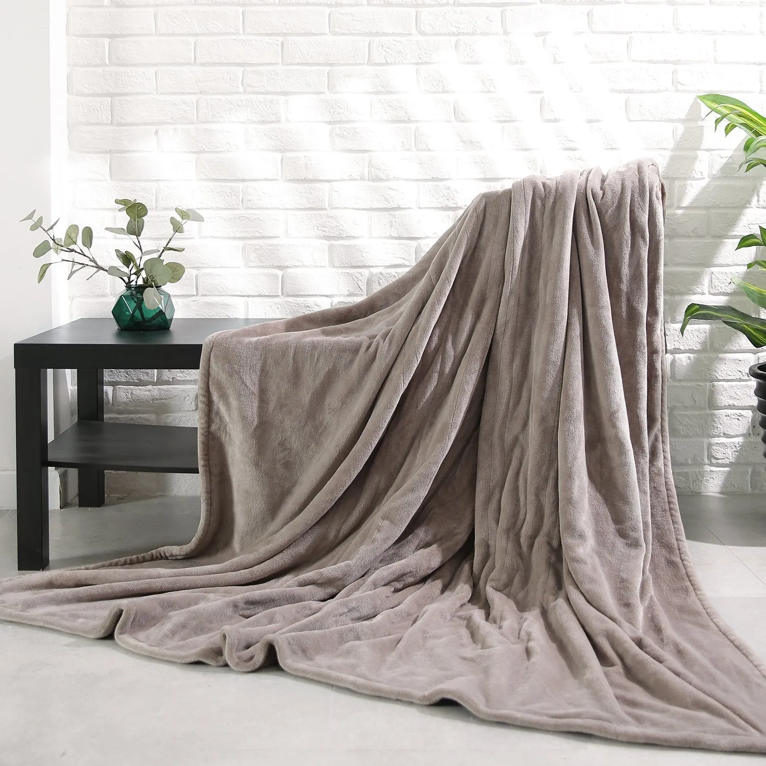 Maxkare Electric Blanket 72" x 84" Full Size  Flannel Heated Throw Blanket, ETL Certification Fast Heating with 4 Heating Levels & 10 Hours Auto Off, Machine Washable