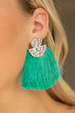 Paparazzi Accessories  - Make Some PLUME  #E56/Peg/F5 - Green Earring