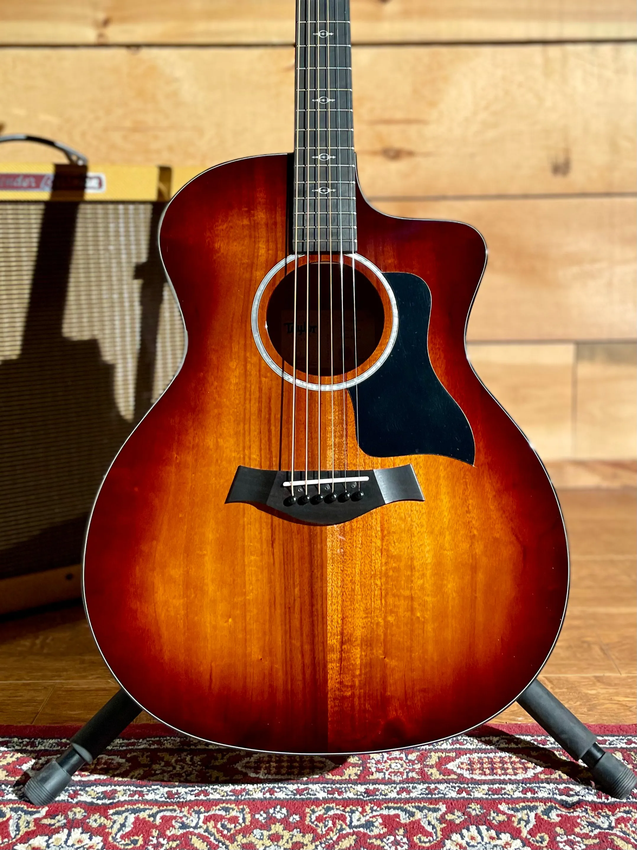 Taylor 224ce-K DLX