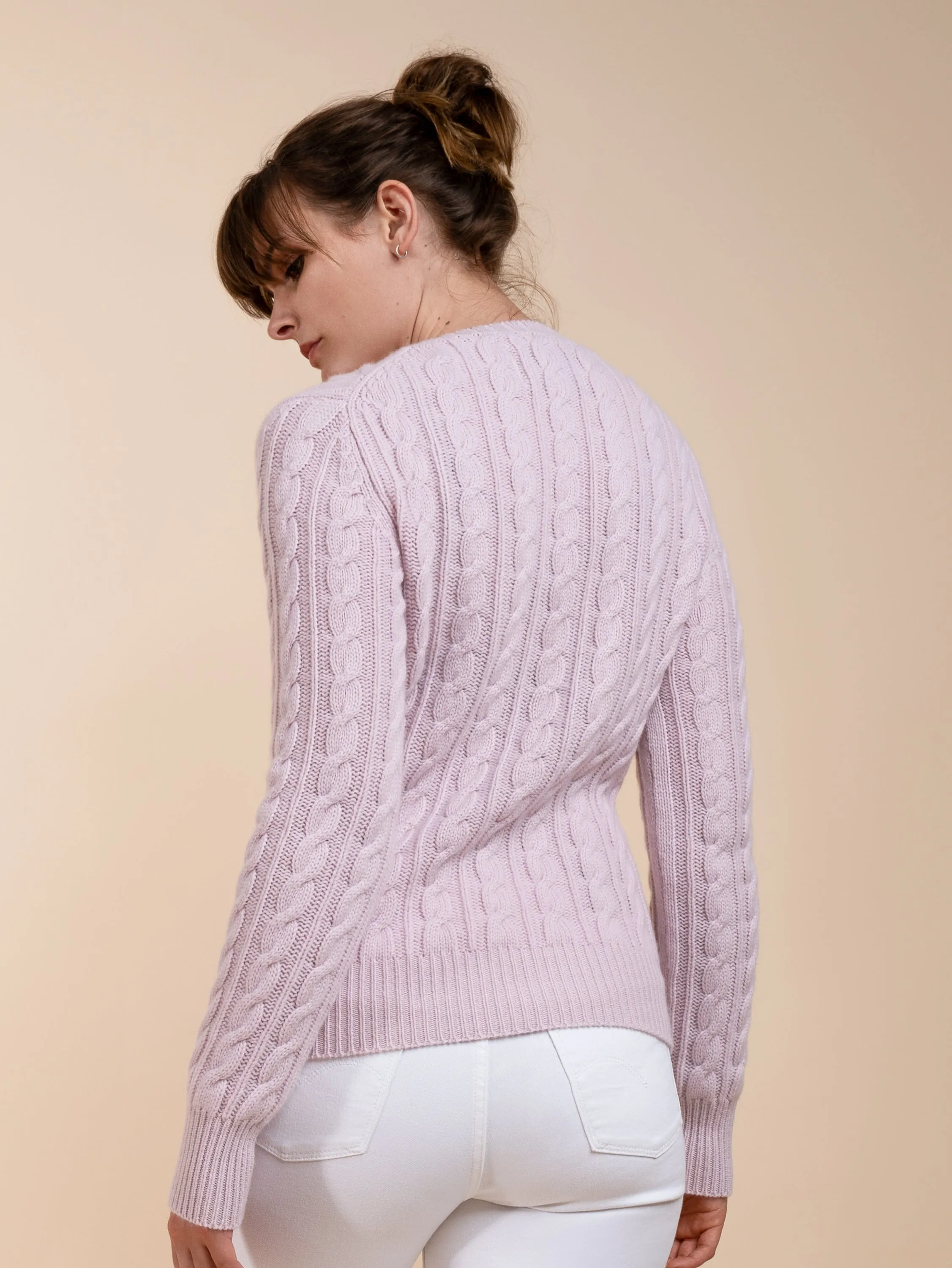 THE CABLEKNIT CREW<br>SOFT PINK