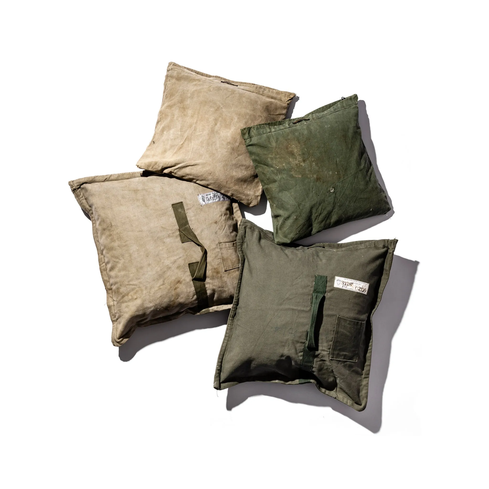 VINTAGE MATERIAL CUSHION COVER - SMALL